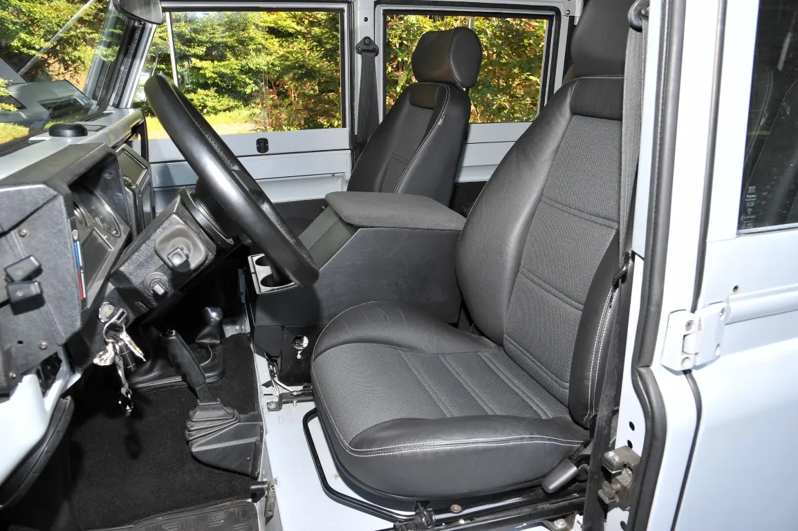 Projekt LDE: Land Rover 110 Cabrio, 4-türig · Serie-Look – Aufnahme 8